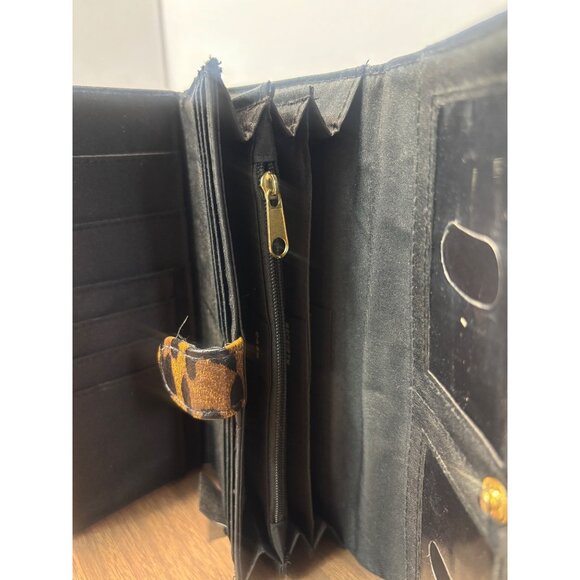 Leopard Print Safe Keeper Wallet Trifold Clutch Style Card Slots & ID Holder - Picture 9 of 14